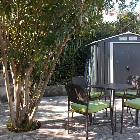 בית הארחה Rupine