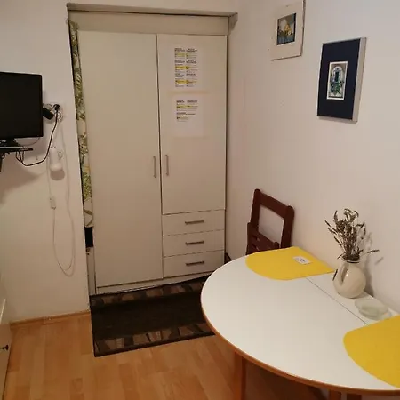 Gostinjska kuća Rupine 2*