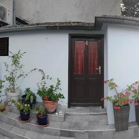 Gostinjska kuća Rupine Premantura