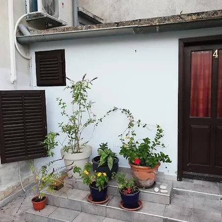 Rupine Gostinjska kuća 2*