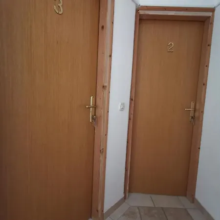 Rupine Gostinjska kuća