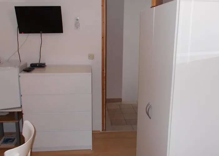 Rupine Affittacamere 2*